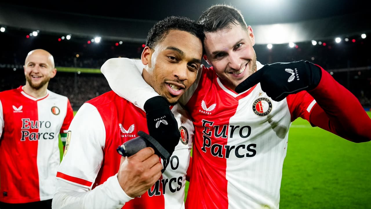 Feyenoord rechazó ofertas por Giménez y tres jugadores más en invierno