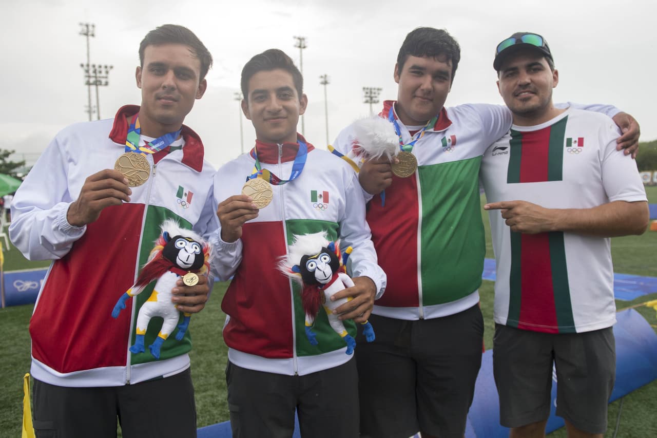 El equipo dorado de México se beneficio de un error en el último tiro de sus rivales, lo que les dio ventaja de 10 puntos.