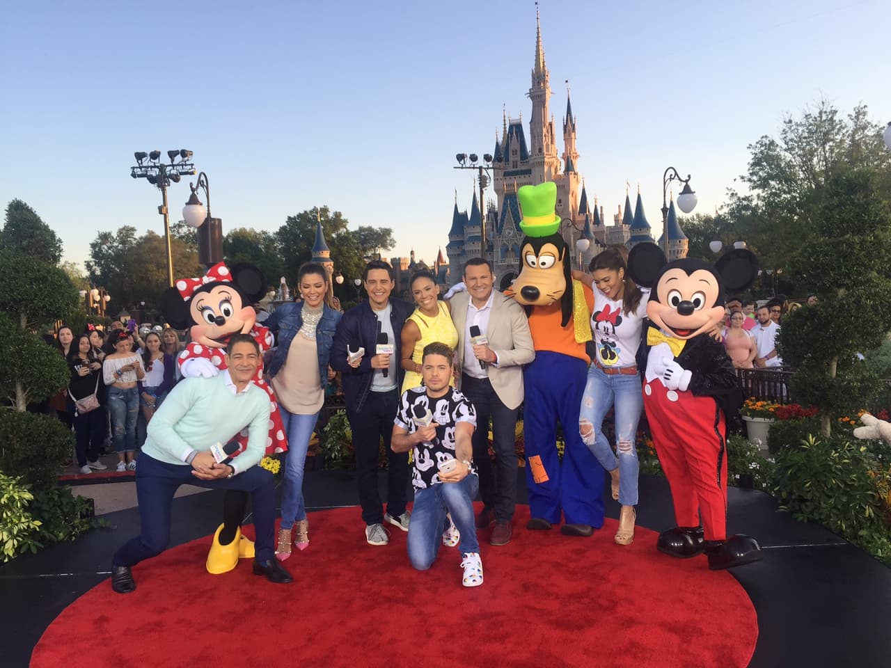 Con una fiesta llena de diversión y sorpresas fue como arrancó la festividad por sus 19 años al aire.