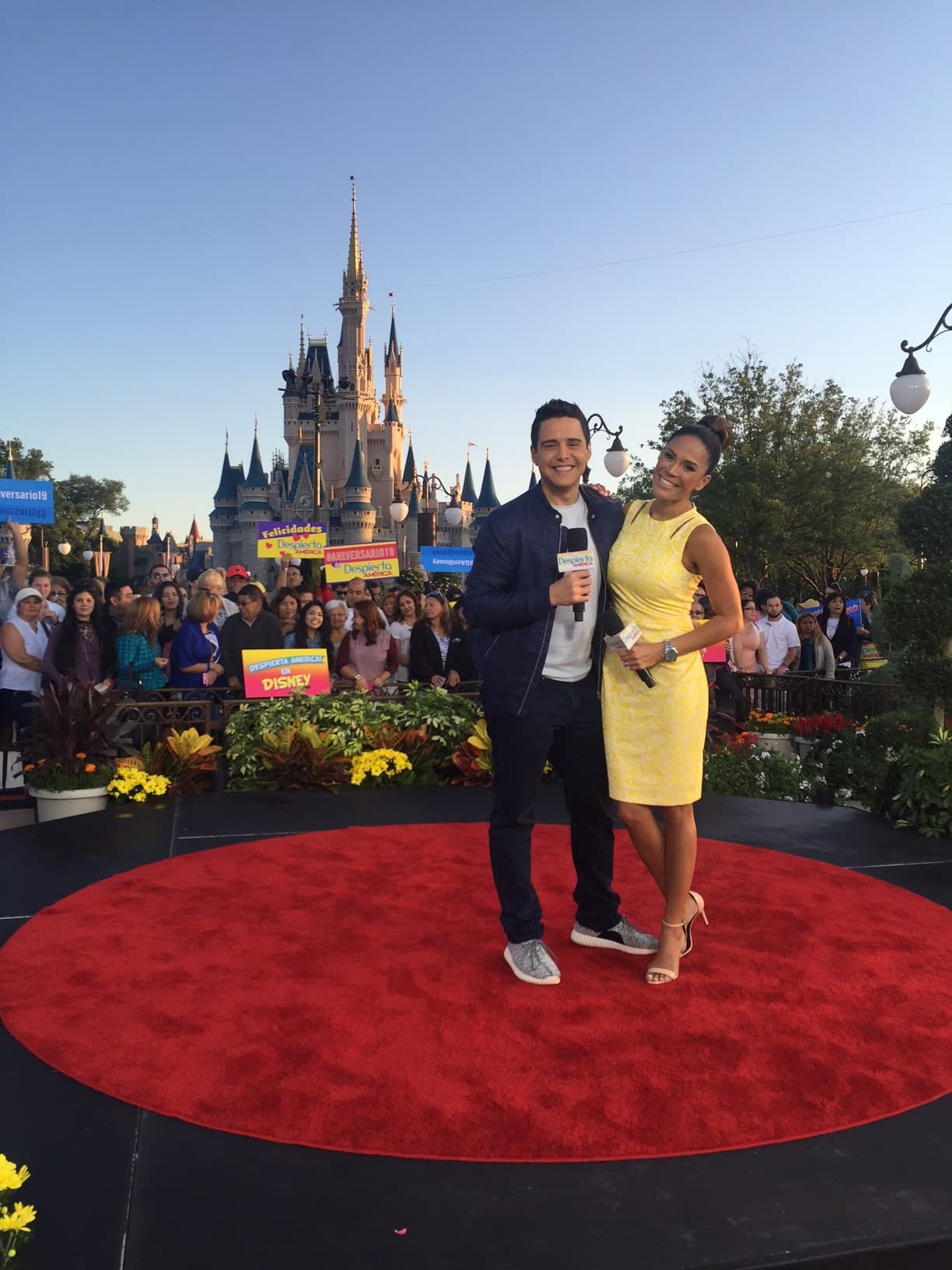 Karlita y Alejandro Chabán derrochaban sonrisas a cada momento.