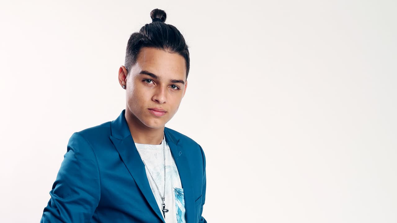 Brian solo vive por la música y sin importar los sacrificios, ha logrado llegar lejos en el show.