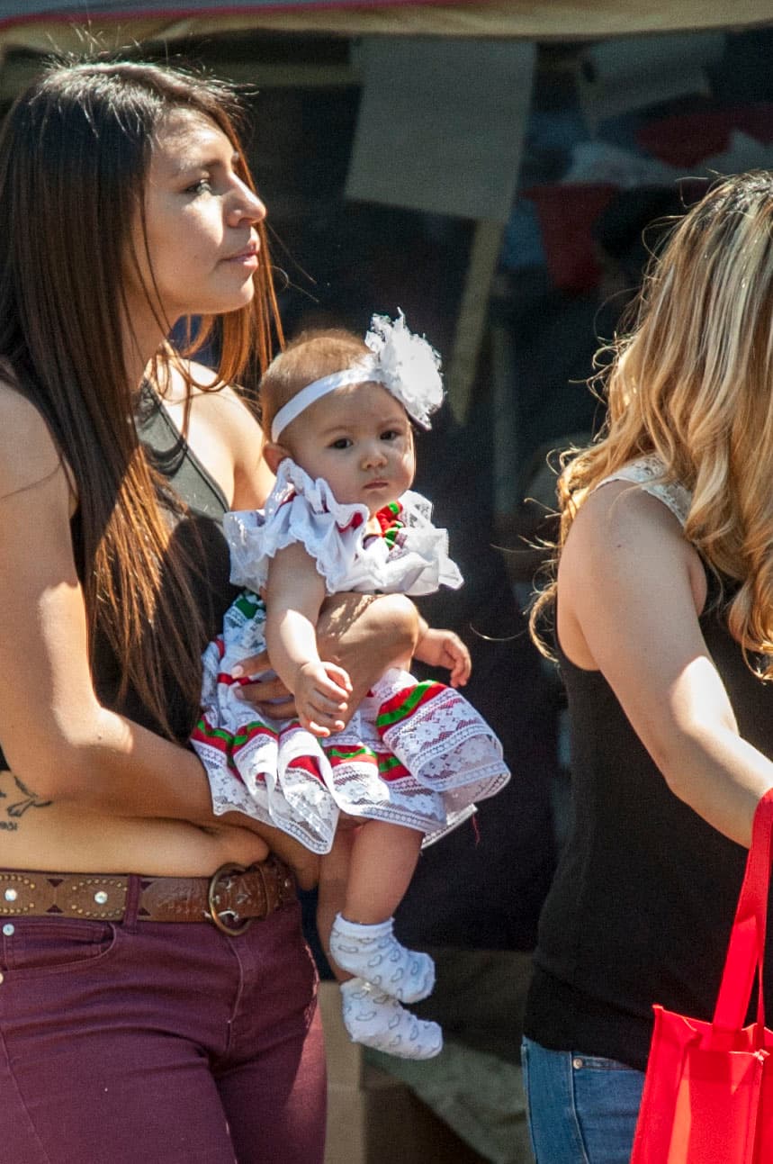 Familias del valle central llegaron al centro de Fresno a celebrar.