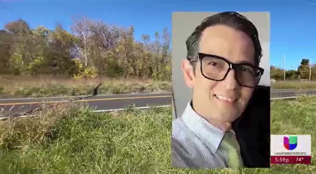 El cadáver fue trasladado a una oficina forense para realizarle una autopsia y así obtener información precisa sobre la fecha y la causa de muerte.