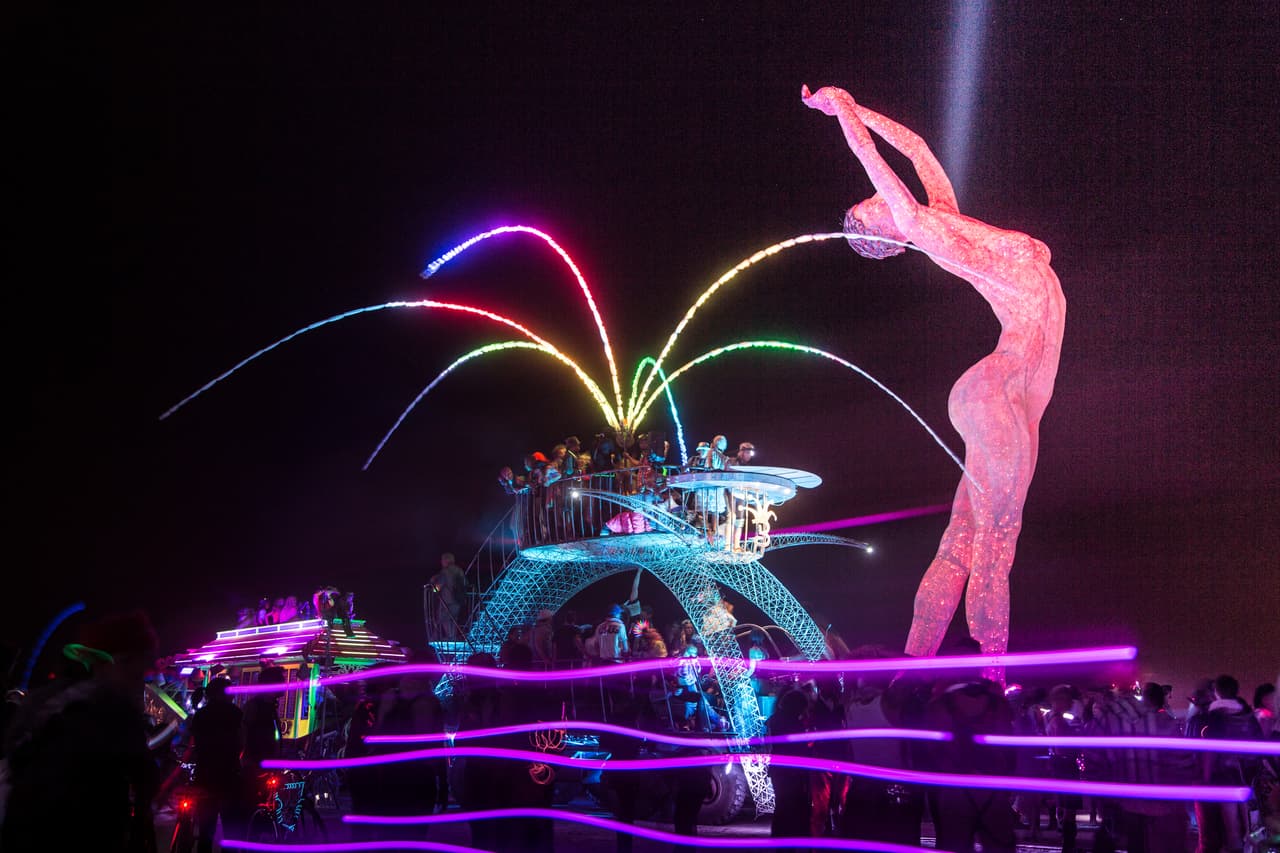 Antes de exponerse en el San Leandro Tech Campus, la obra estuvo en el Burning Man.