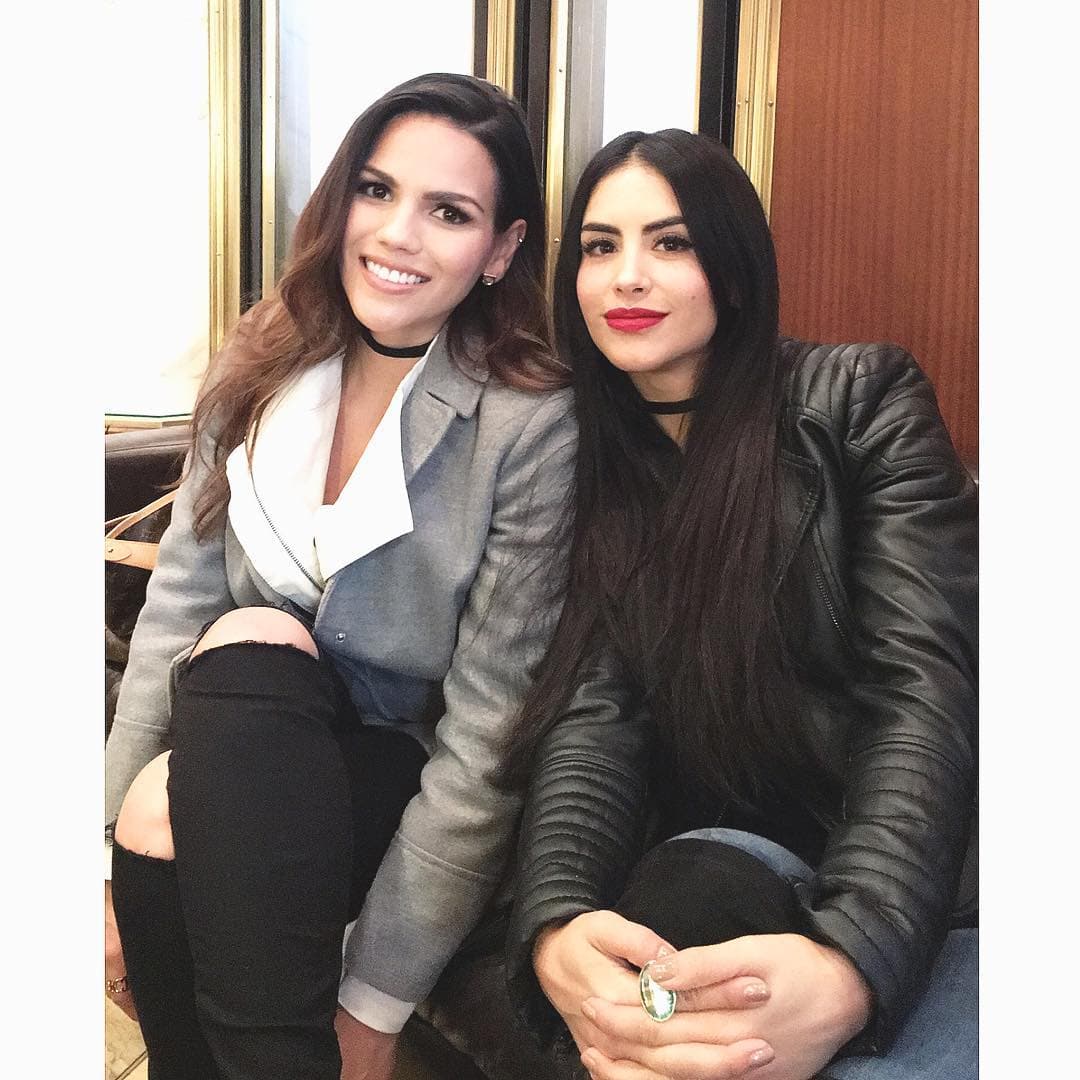 Las guapas Karina Banda y Jessica Cediel no paran de trabajar hasta en fin de semana.