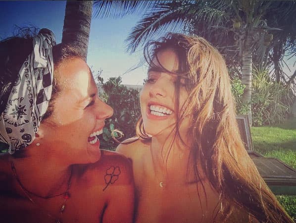 Esa sonrisa es una de las cosas que enamoró a Josué.