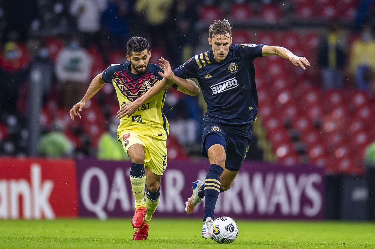 Richard Sánchez y Emanuel Aguilera son los encargados de batir las redes en la victoria 2-0 de América sobre Philadelphia Union en la ida de las semifinales.