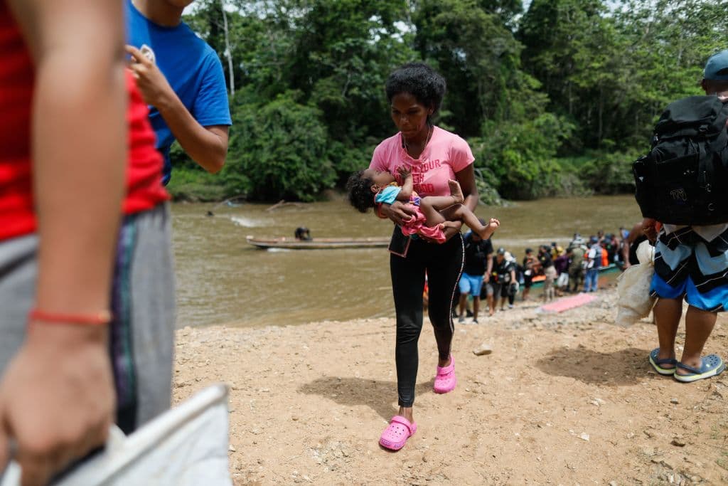 Panamá y Colombia no protegen a los migrantes en la ruta del Darién, según HRW