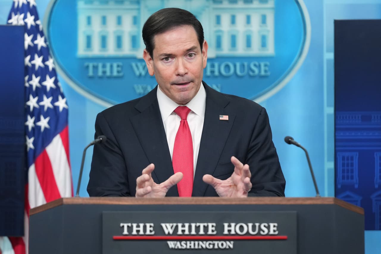 Marco Rubio propone forjar una nueva relación entre Estados Unidos y Cuba; ofrece 100 millones de dólares en ayuda y culpa a los líderes del régimen