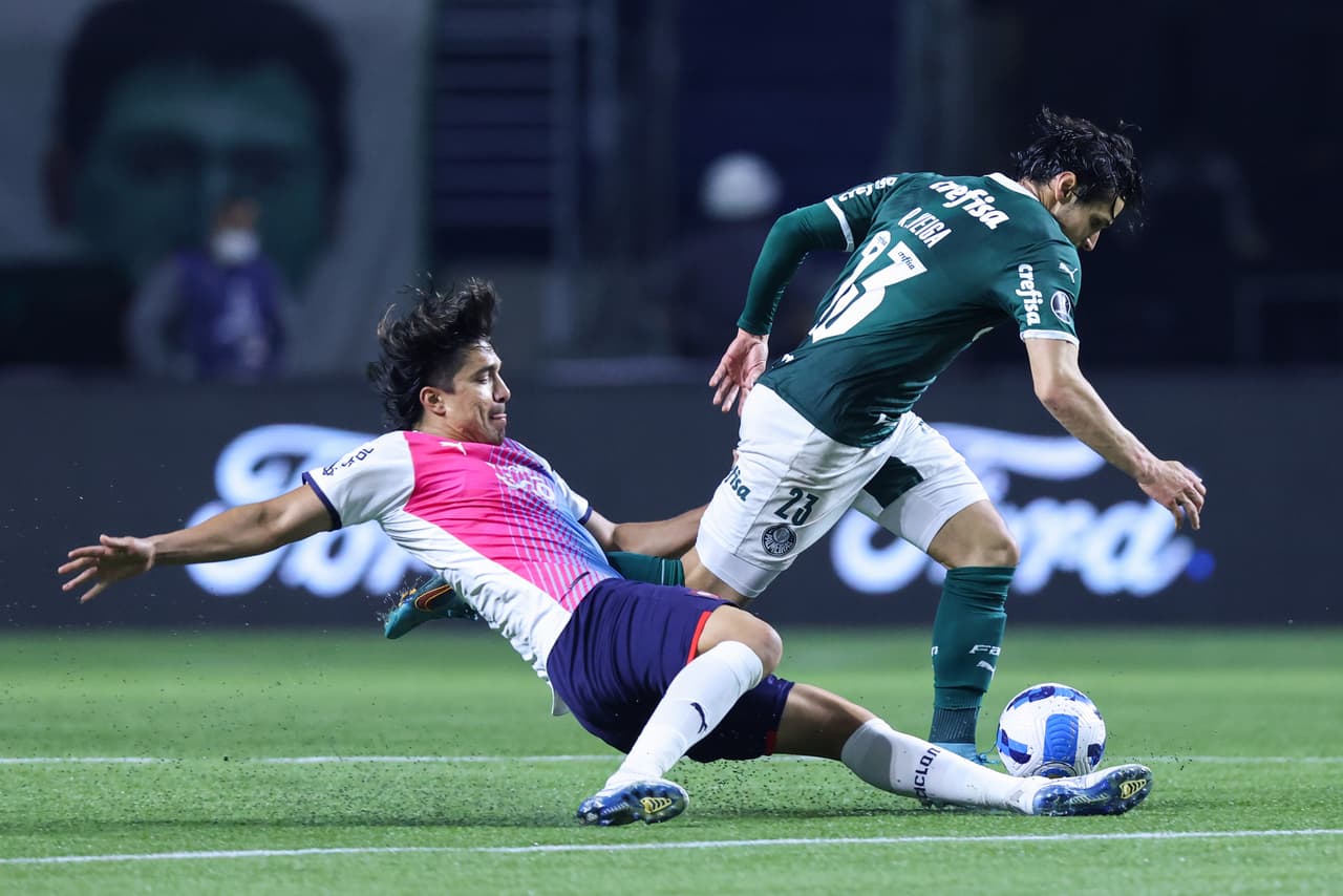 Palmeiras aplastó 5-0 a Cerro Porteño en el Allianz Parque para superar los Octavos de Final con un marcador global de 8-0.