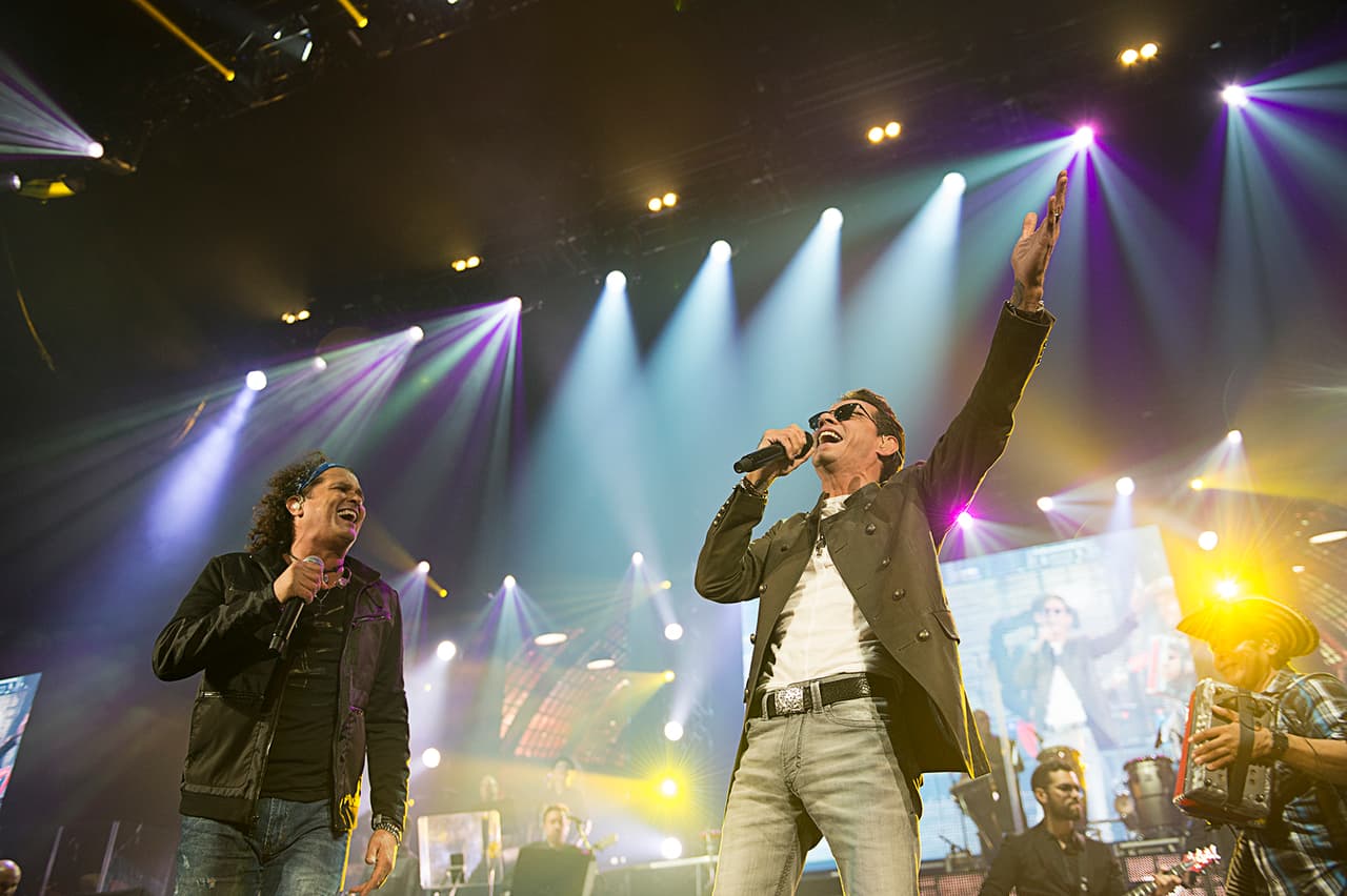 La gira de Unido2 llegó la ciudad de los vientos. MIra las imágenes de este conciertazo de Marc Anthony y Carlos Vives.
