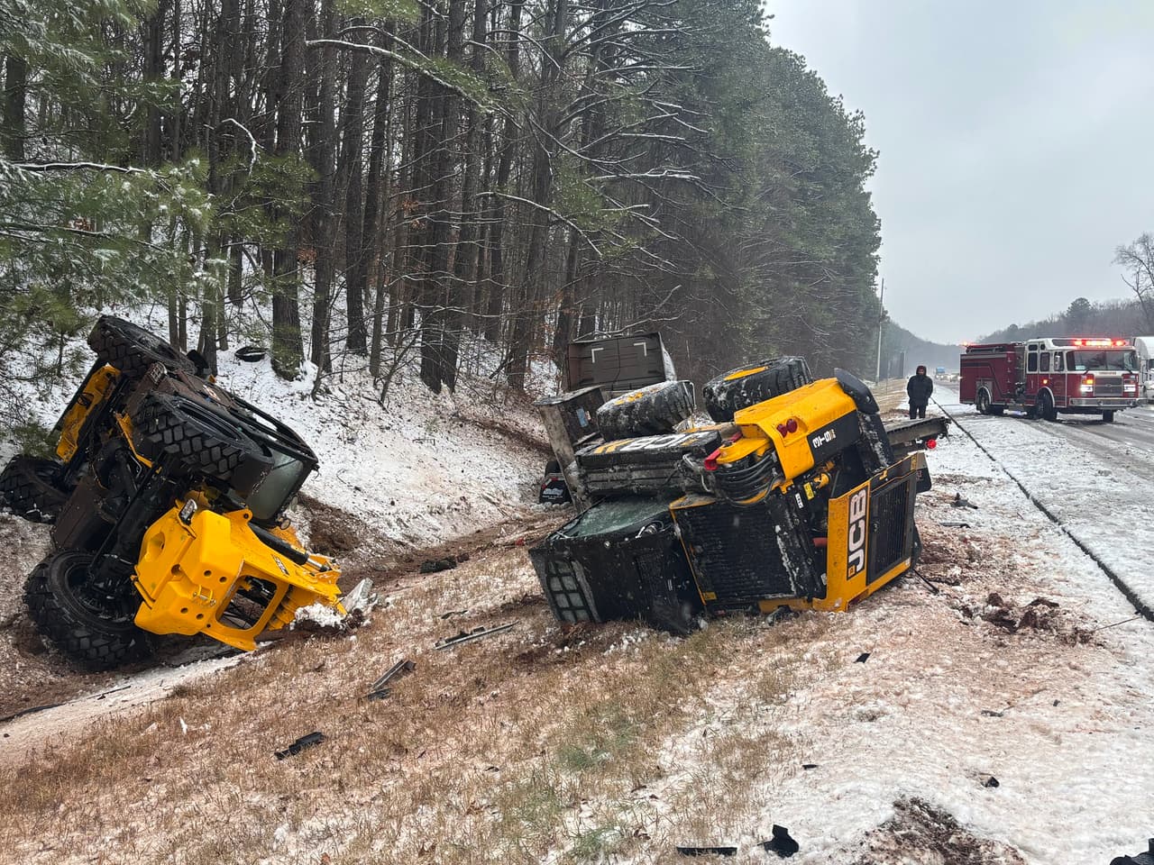 En el 
<b>condado de Cherokee las autoridades reportaron varios accidentes sobre la I-75</b> debido a las condiciones del tiempo.
<br>