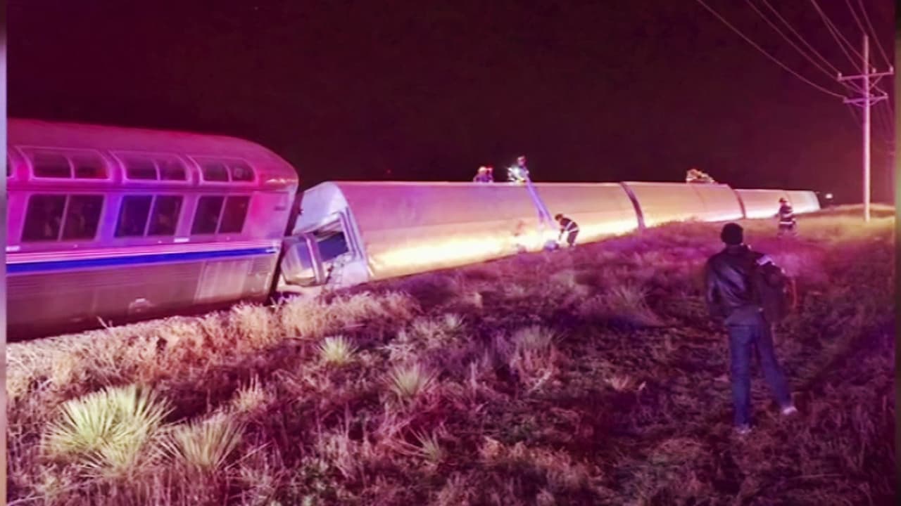 Descarrila en Kansas un tren que partió de Los Ángeles, y otros titulares