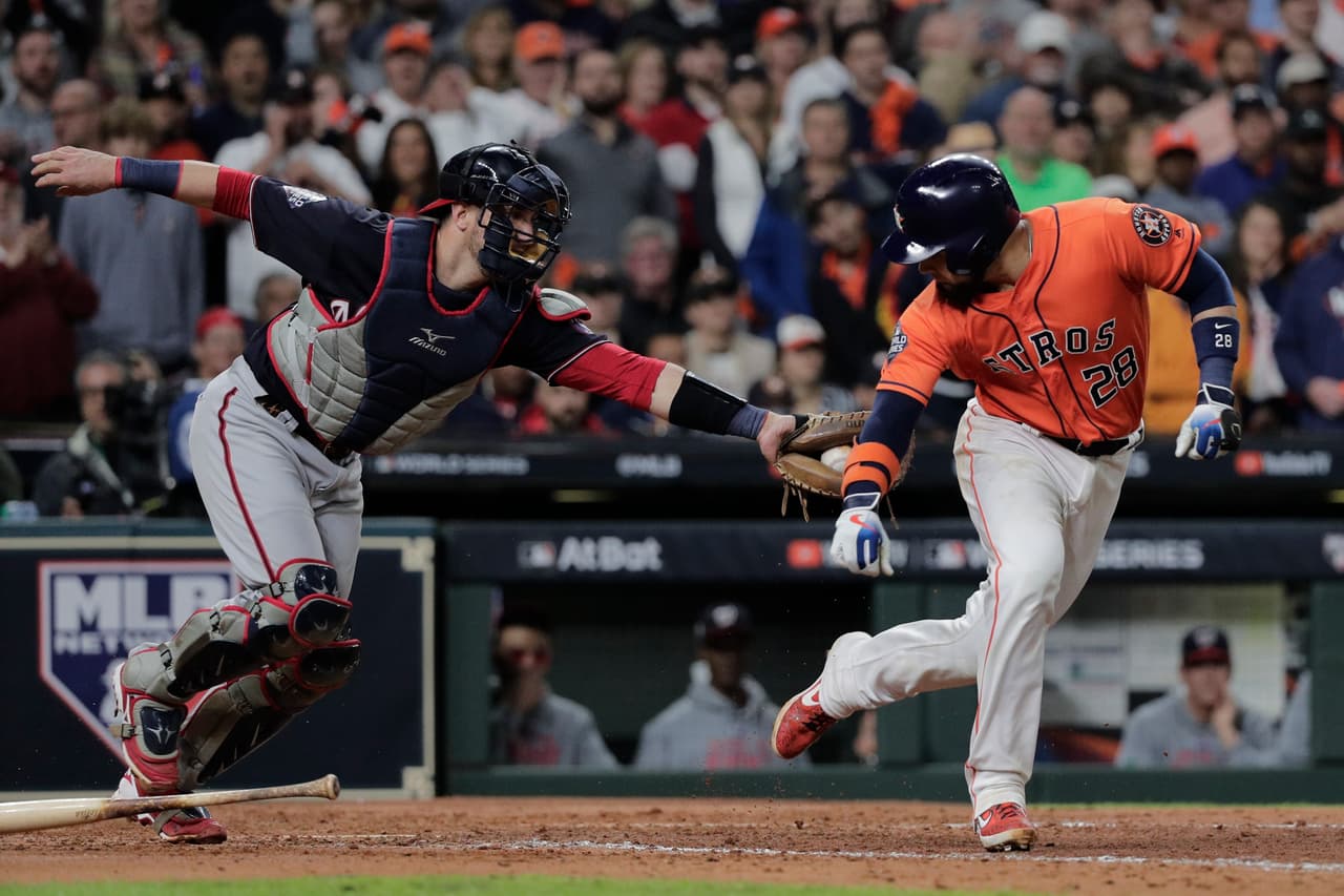 Ganan el séptimo juego 6-2 y conquistan la MLB por primera vez en su historia.