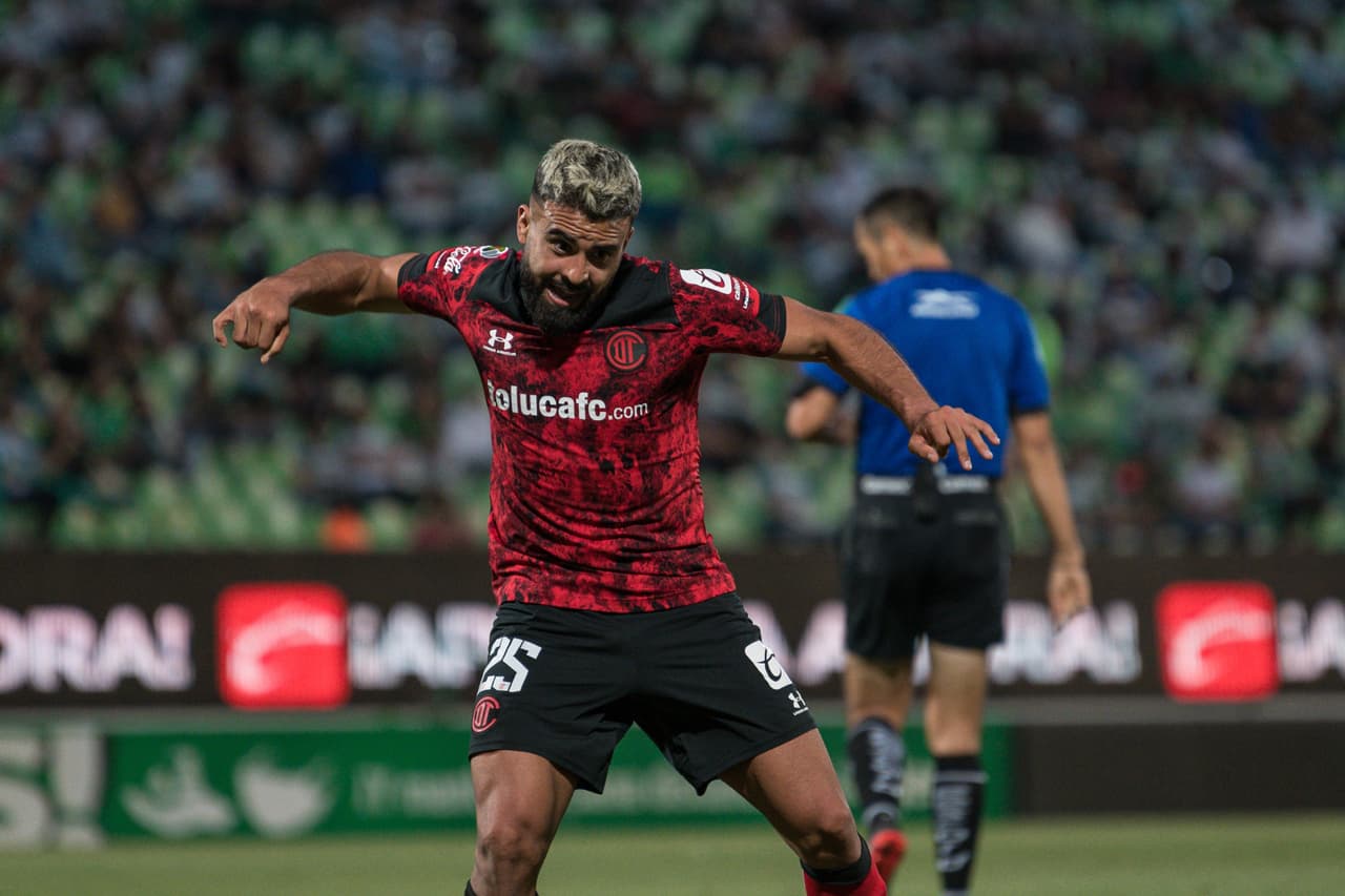 1. Alexis Canelo – Toluca
<br>