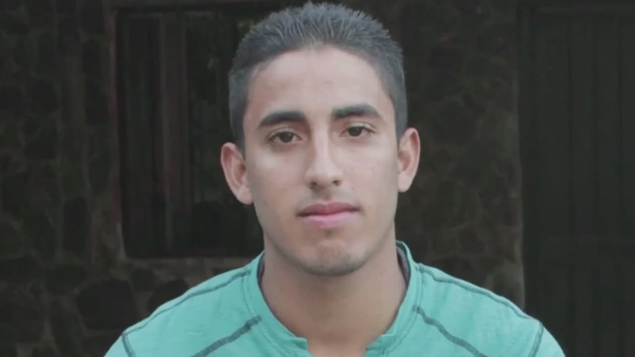 Abogados del primer dreamer deportado bajo el Gobierno de Trump presentan nuevas pruebas para reclamar su vuelta