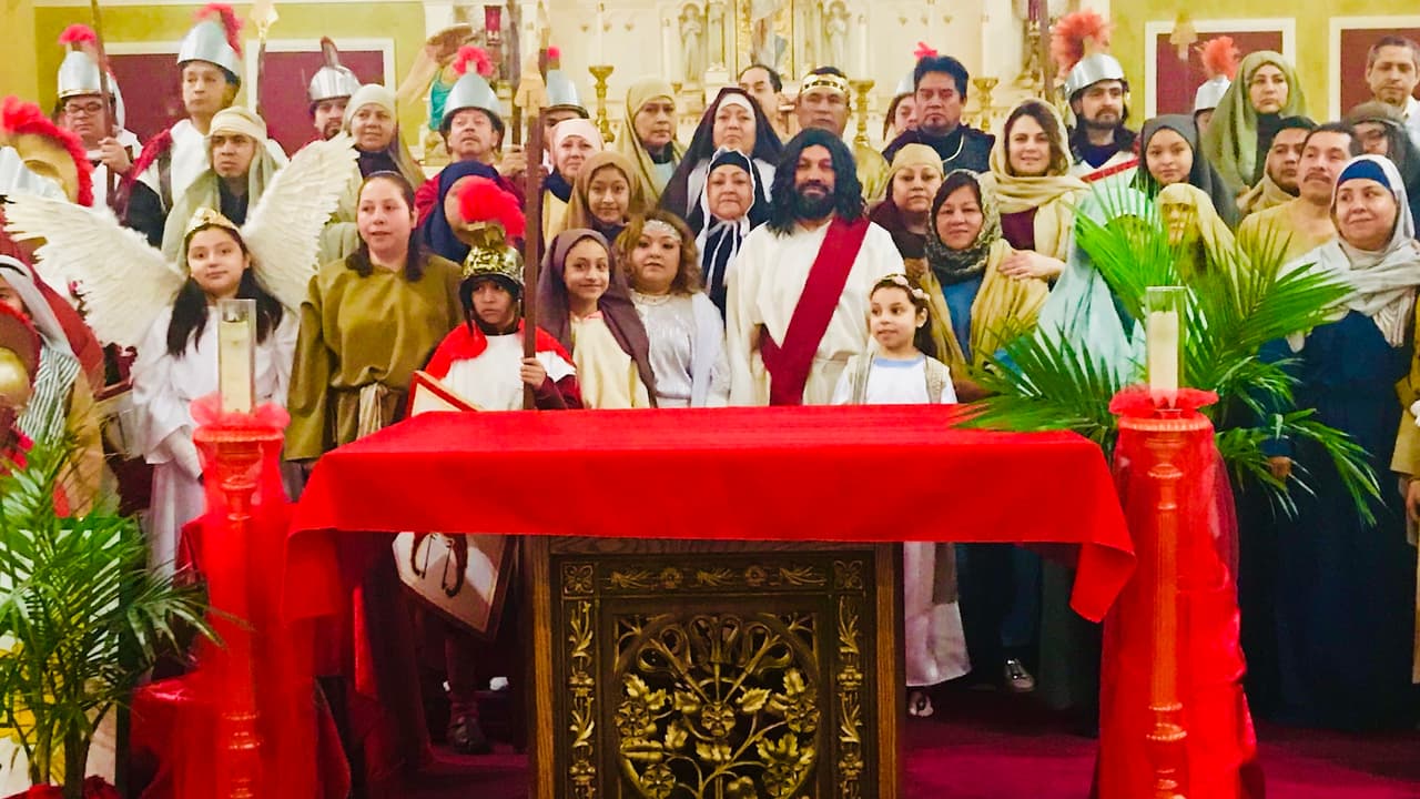 Participaron las iglesias de Providence of God, de San Procopio y la de San Adalberto. Terminaron el recorrido en la iglesia de San Adalberto en 1650 W. 17 en Chicago para una oración de cierre.