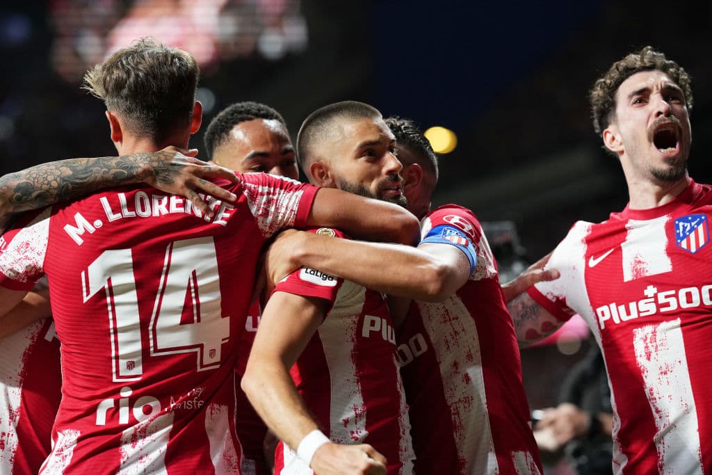 El Atlético de Madrid, sin Héctor Herrera, le ganó el derbi madrileño (1-0) al Real Madrid, gracias a un gol de penalti del extremo belga Yannick Carrasco, partido válido por la Jornada 35 de LaLiga de España.