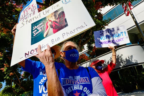 ¿Qué se esconde tras los “insostenibles, injustificables e injustos” precios de los medicamentos en EEUU?