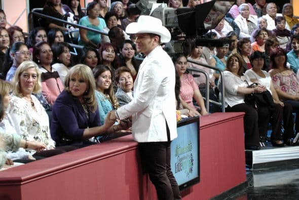 El Dasa se emocionó tanto al ver a su mamá que no pudo evitar que se le salieran las lágrimas.