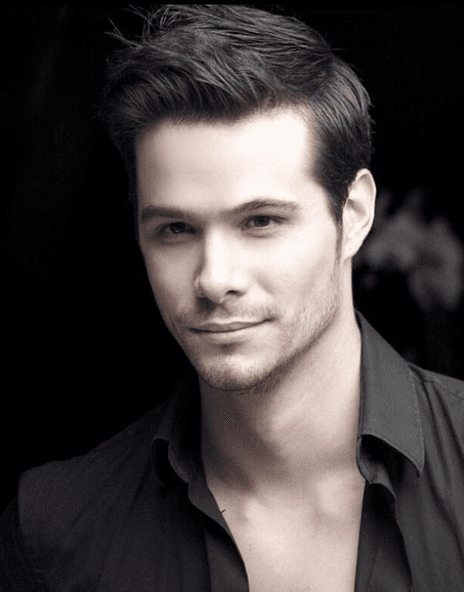 Su talento le ha permitido trabajar al lado de actores de talla grande como Sabine Moussier, Gabriel Soto y Victoria Ruffo.