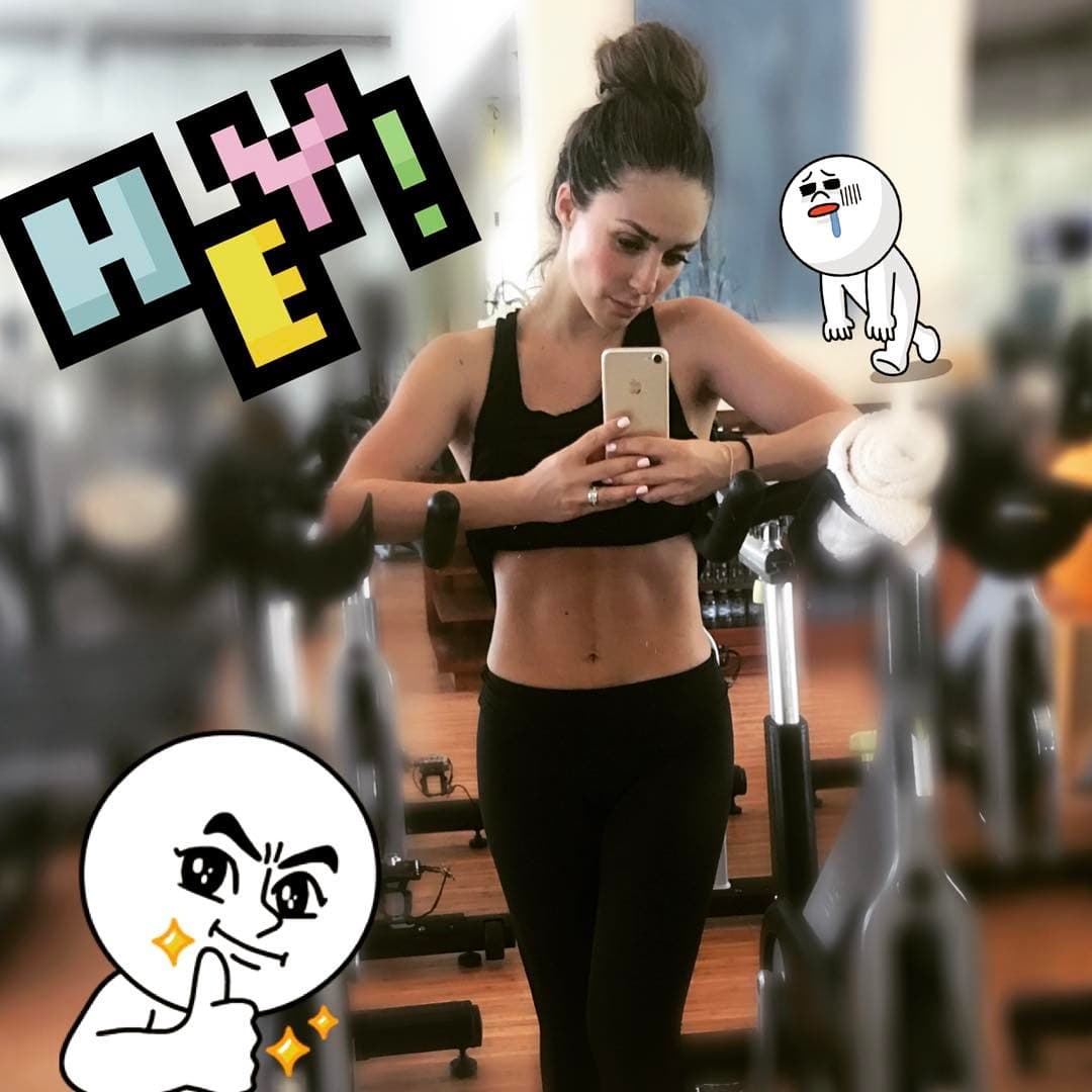 Sorprendió a todos con su esbelta figura a tan sólo seis semanas de dar a luz a Manuel. ¡Se ve radiante!