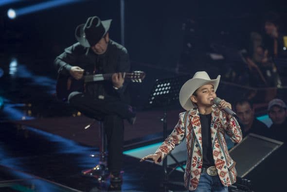 Las dos familias de María León se enfrentaron a duelo y una sugerencia de cambio de reglas para que no pasara esto, puso a pelear a los capitanes. Esto y más pasó en esta quinta gala.