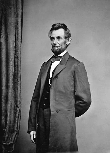 <b>Abraham Lincoln (1861-1865): </b>Tuvo encuentros muy comentados con otro congresista, Billy Speed.