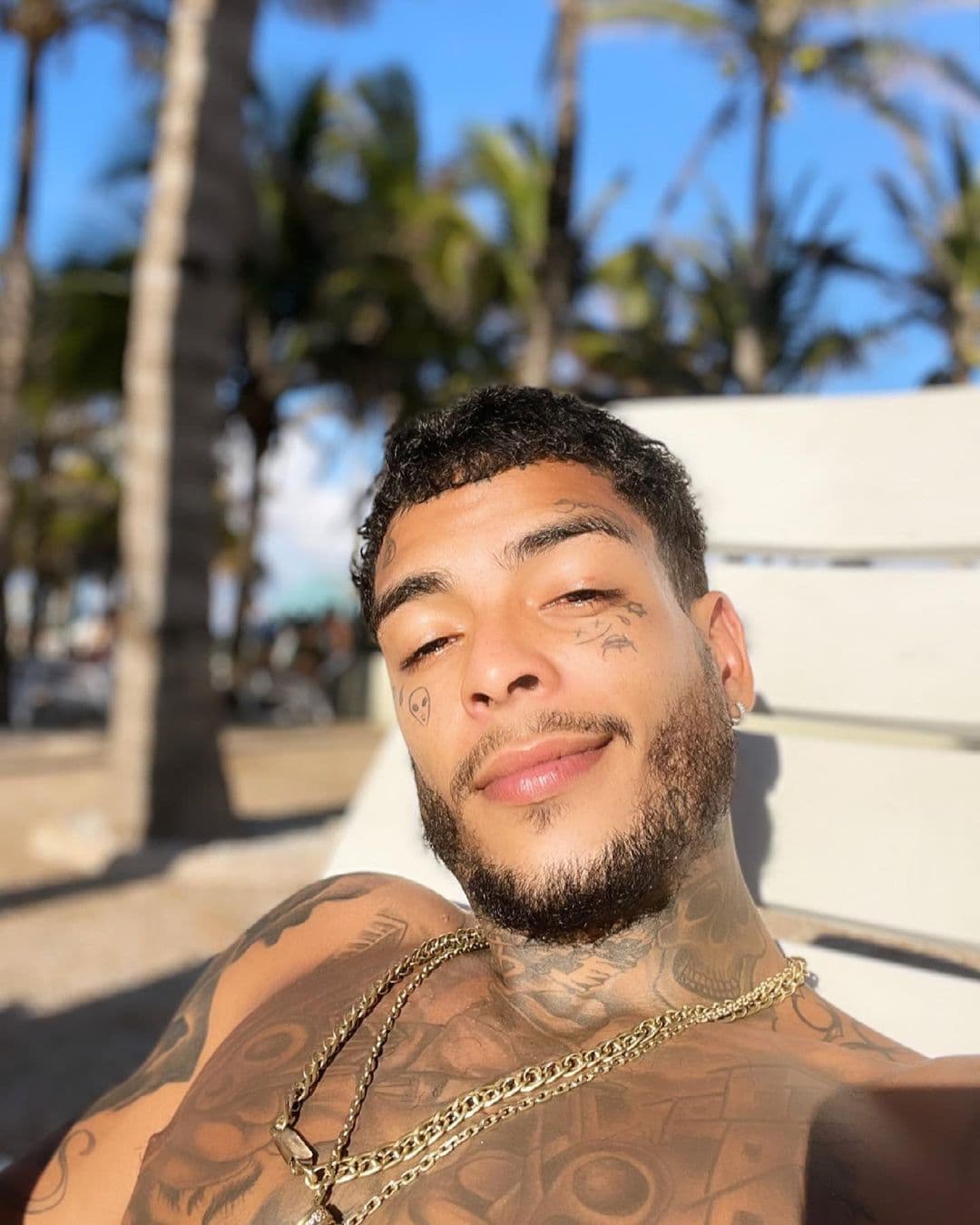 El documento expedido por la IML especifica que la causa de la muerte de MC Kevin se describe como una 
<b>"lesión cerebral traumática, causada por una acción"</b>, explicó O Globo.
<br>