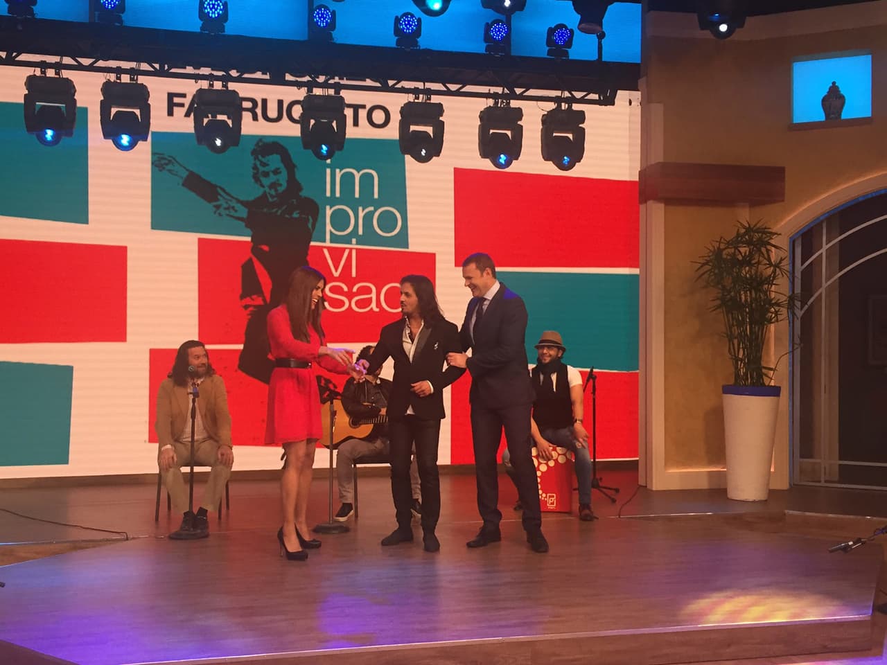 Farruquito es un gran bailador y en Despierta queríamos aprender de él.