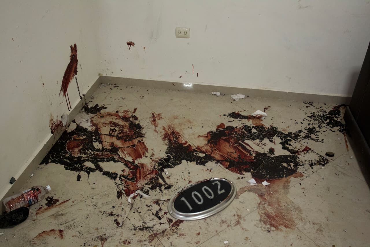 En una de las habitaciones se encontró rastros de sangre tras la operación militar.