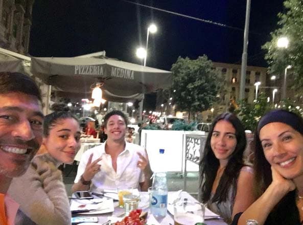 'Abuelo Johnny' le da gracias a Dios por permitírselo y poder disfrutarlo.