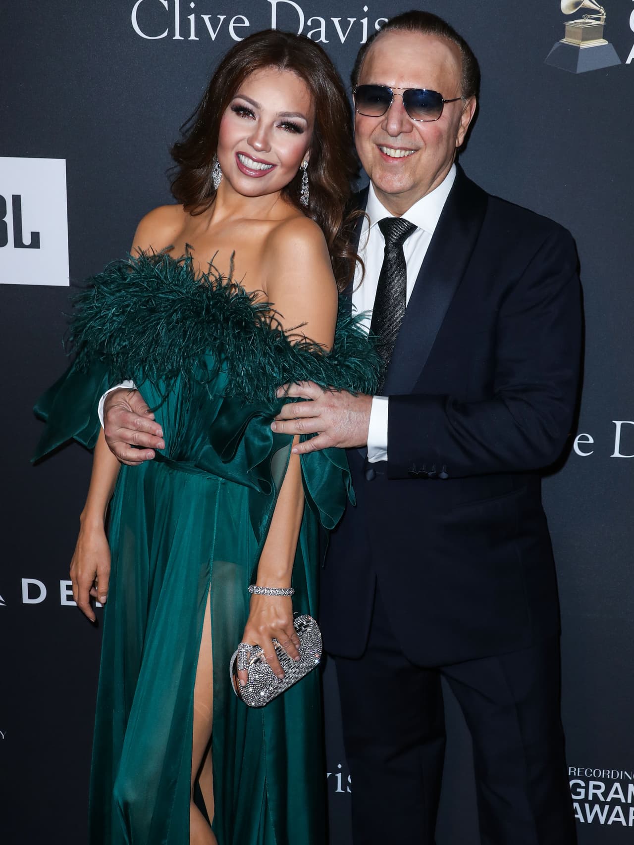 Mientras Thalía se prepara para deslumbrar con su nueva presentación en 
<b><a href="https://www.univision.com/shows/premio-lo-nuestro">Premio Lo Nuestro, este 21 de febrero</a></b>
<a href="https://www.univision.com/shows/premio-lo-nuestro">,</a> para nadie es secreto que su esposo, Tommy Mottola, será el primero que se pondrá de pie para aplaudirla.