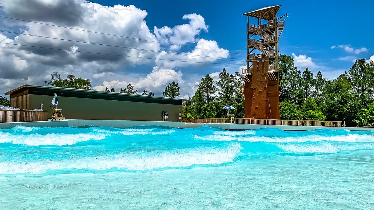 Tienen chalecos salvavidas gratuitos para los visitantes que los requieran.