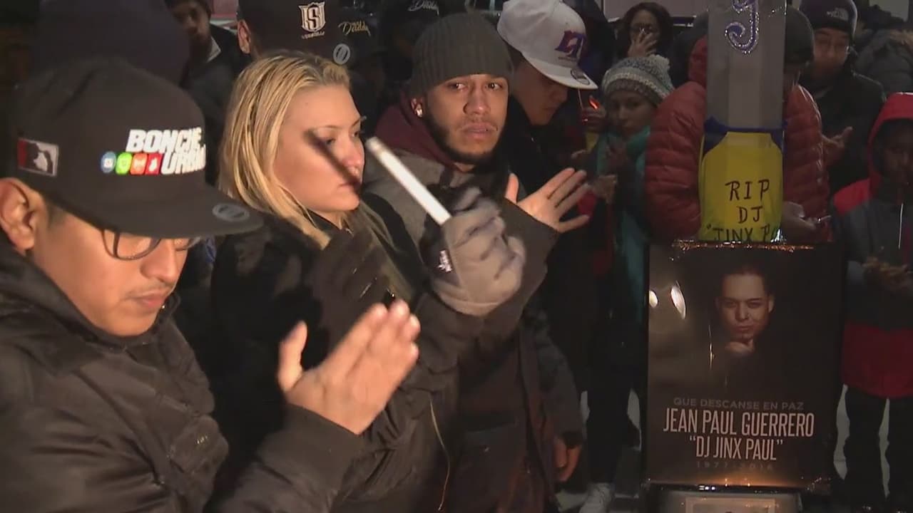 "Era el alma de nuestra estación": decenas lamentan la muerte de DJ hispano en Nueva York 