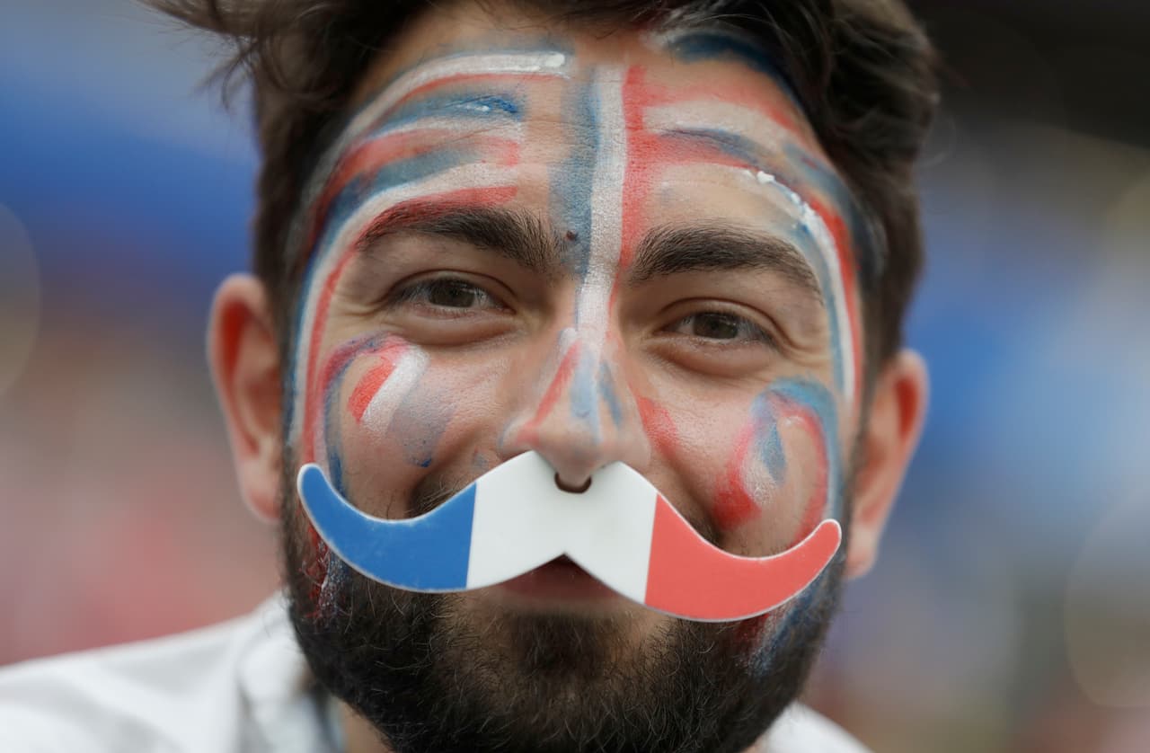 El estadio de Luzhnikí, así como sus cercanías, se colmaron de fanáticos daneses y franceses que pusieron el buen ambiente para vivir una jornada innolvidable del Mundial de Rusia 2018.