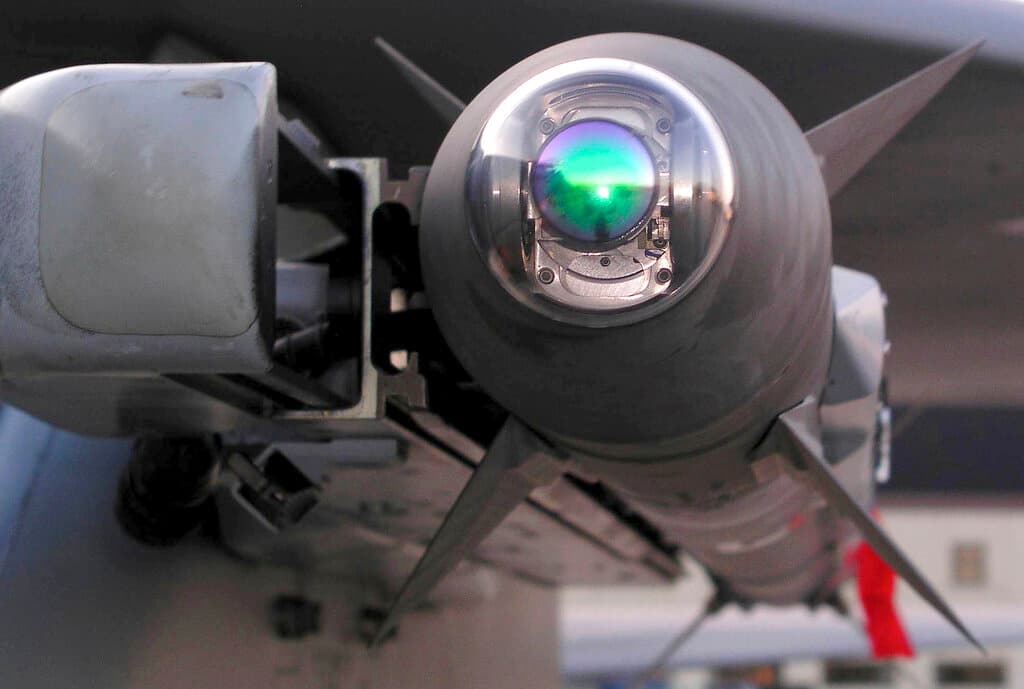 Las secuelas del globo chino: buzos de EEUU tratan de recuperar sus restos para estudiarlos con fines de inteligencia