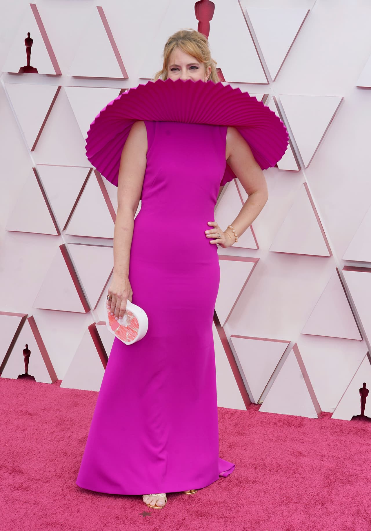 La guionista Erica Rivinoja se tomó con humor la jugada del viento.