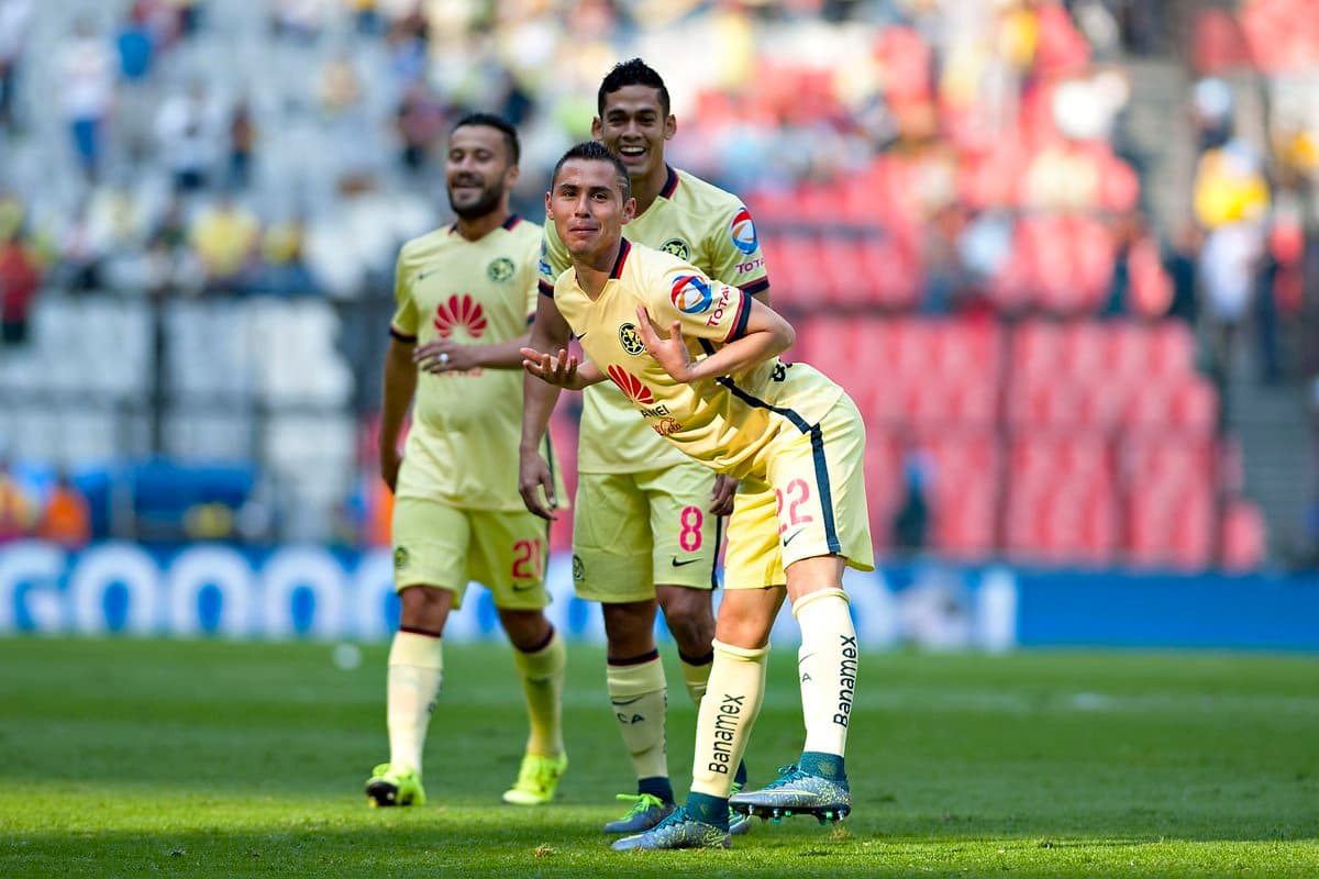 <b>Paul Aguilar: </b>El lateral del América se ha caracterizado por realizar bailes sumamente curiosos cada vez que logra enviar el balón al fondo de las redes.