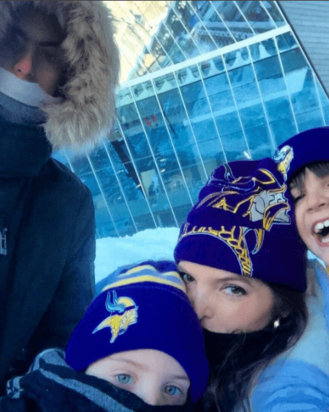 A través de las redes sociales, Ana nos presume lo bien que se lo pasa con sus hijos.