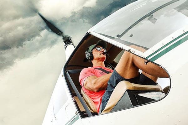 Pero también los helicópteros, en Miami le gusta sobrevolar la ciudad.