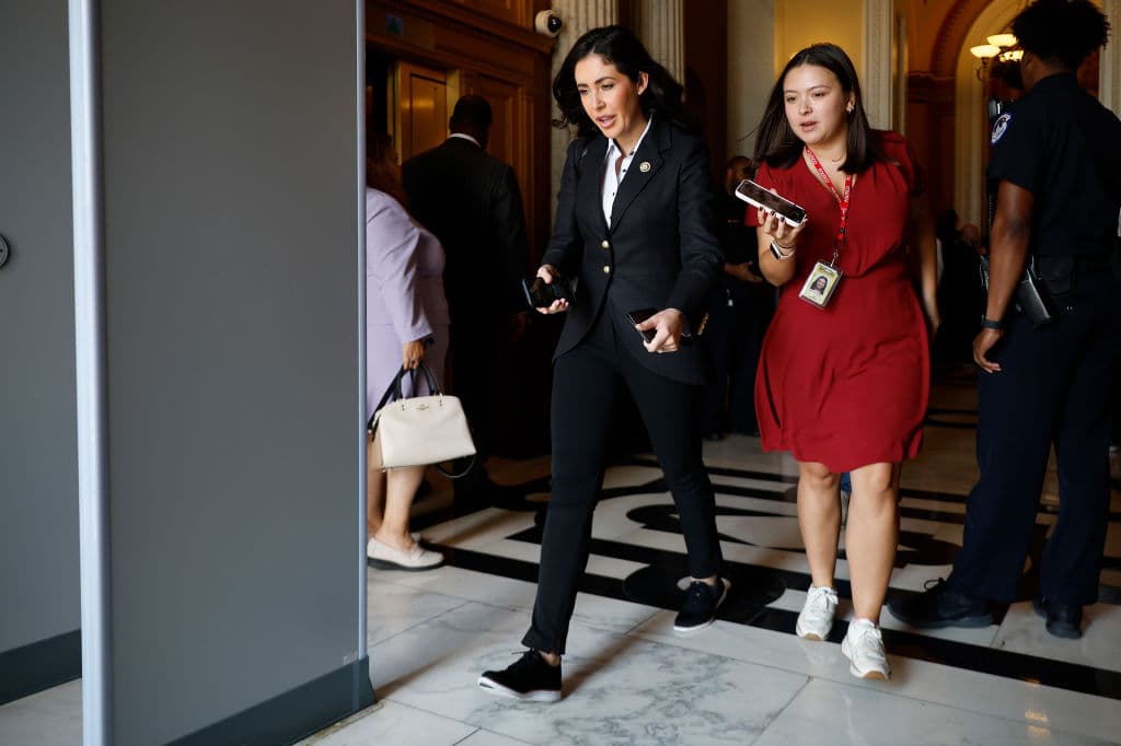 Arrestan a un hombre en Clearwater tras altercado con directora de campaña de representante republicana