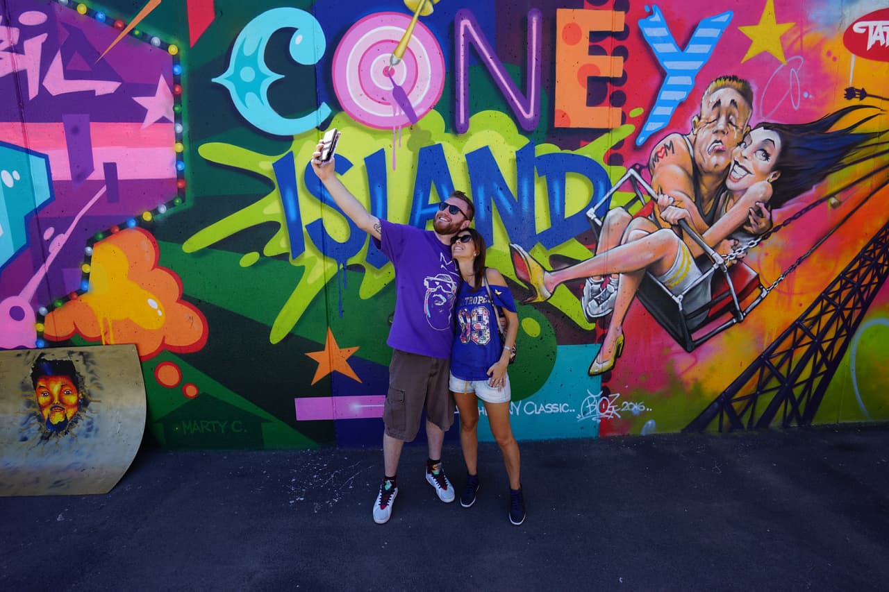 'Coney Art Walls' presenta las visiones de 34 muralistas.