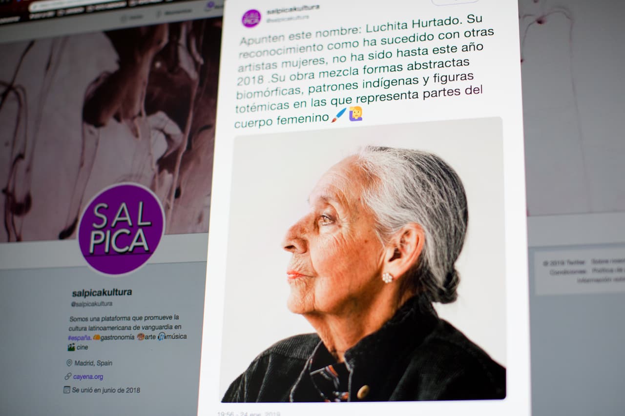 <b>LUCHITA HURTADO</b>. Esta pintora venezolana, durante cerca de 80 años ha creado un mundo personal que ha viajado por museos de todo el mundo influyendo en numerosos artistas. "Ahora, a la edad de 98 años, Luchita finalmente está recibiendo la atención que siempre ha merecido", indica Hans Ulrich Obrist, director artístico de 
<i>Serpentine Galleries.</i>
<br>