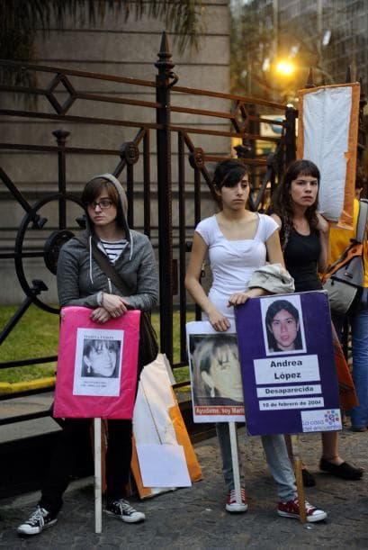 Las estadísticas del censo, celebrado a finales de 2010, muestran que los 4.7 millones de hombres representan el 50.2 por ciento de la población total, calculada en cerca de 9.4 millones personas.