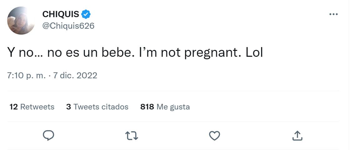 "No es un bebé. 
<b>No estoy embarazada</b>", confesó. 
<br>