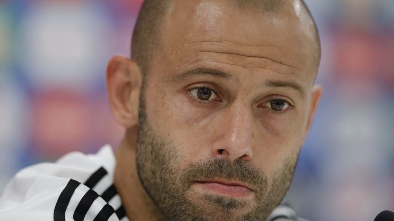 ¡Se fue 'el jefecito'! Mascherano anuncia que se retira
