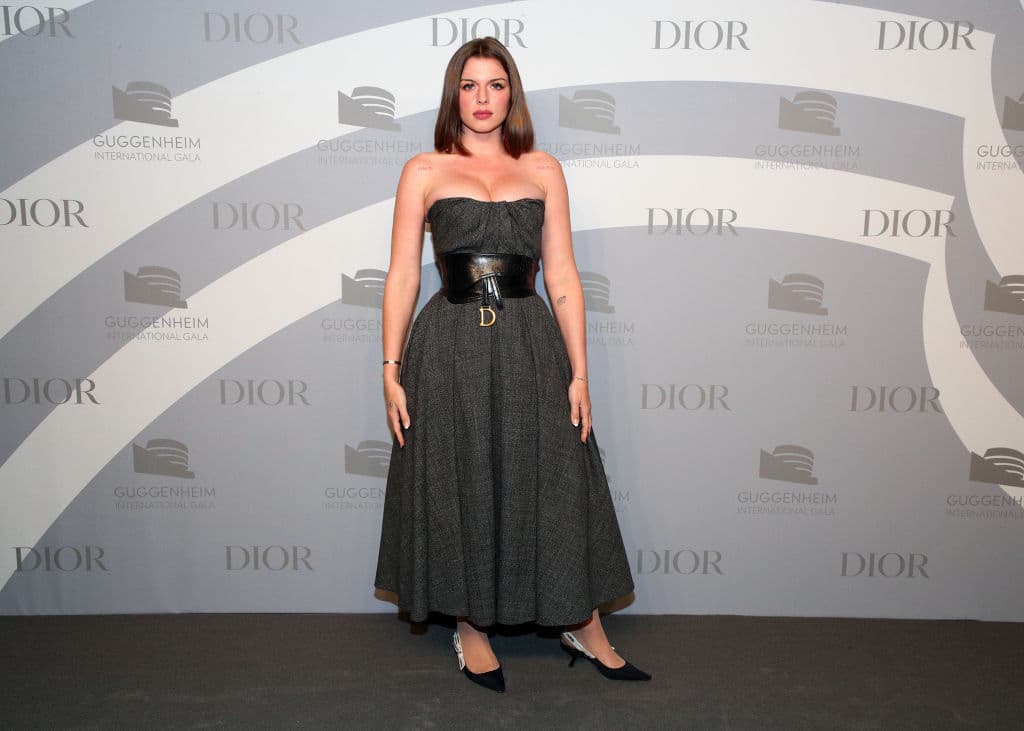 Nacida de padre estadounidense y madre italiana, Julia Fox nació en Milán, Italia, el 2 de febrero de 1990.