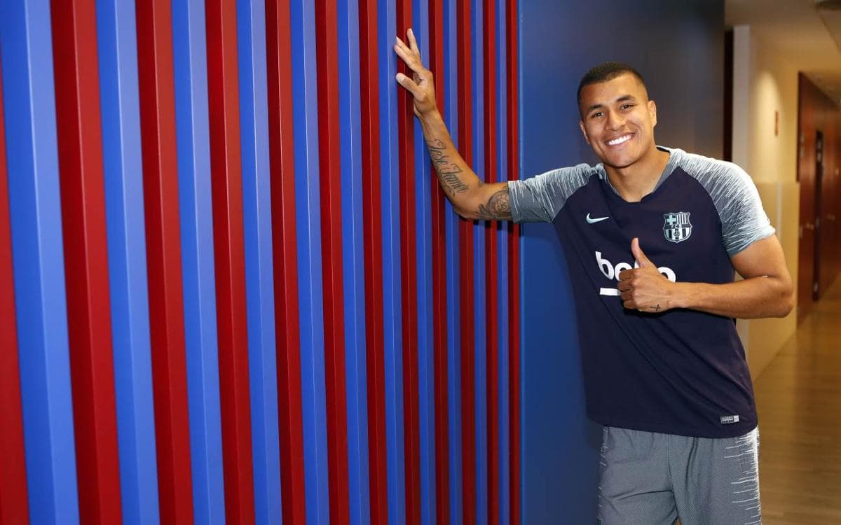 "Es un sueño cumplido", dijo Murillo en sus primeras palabras con jugador del Barça, que lo presentará el 27 de diciembre en rueda de prensa.