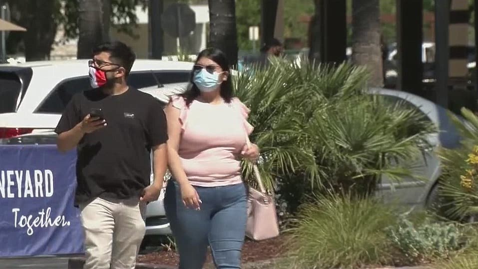 Consejos para sobrellevar la ansiedad que podría provocar la reapertura de California en los próximos días 